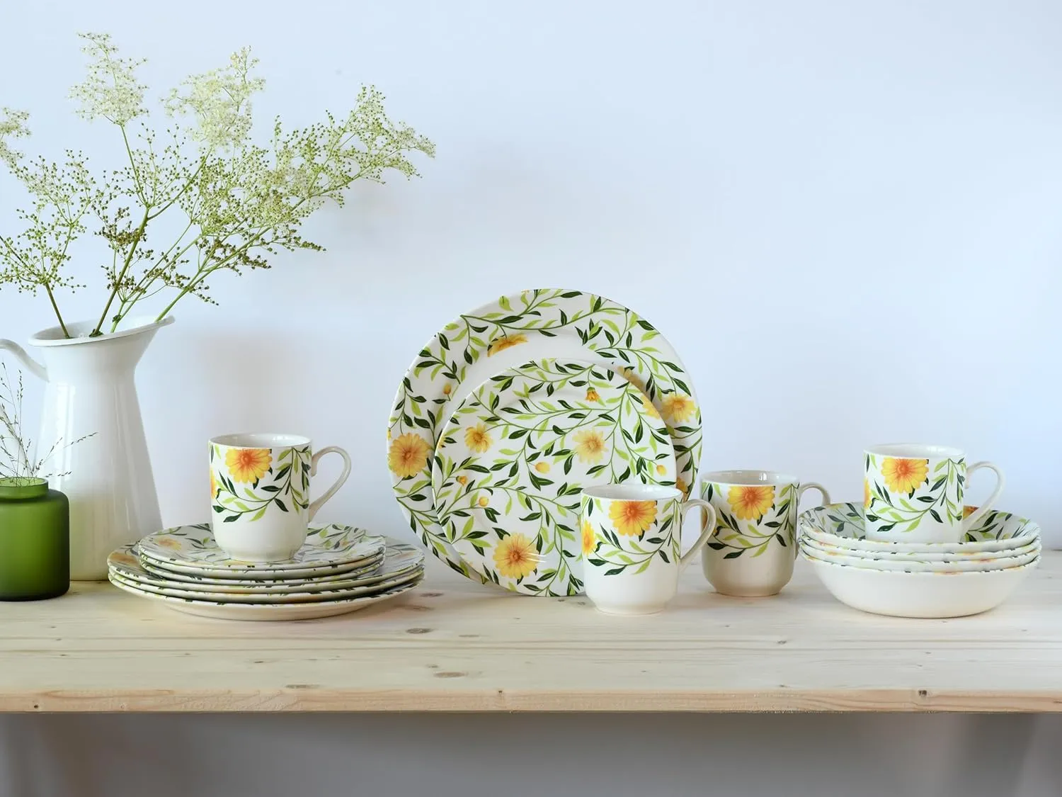 16758 Amarilla Series 16-Piece Crockery Set, Stoneware Crockery Set, Dishwasher and Microwave Safe, Quality Production
