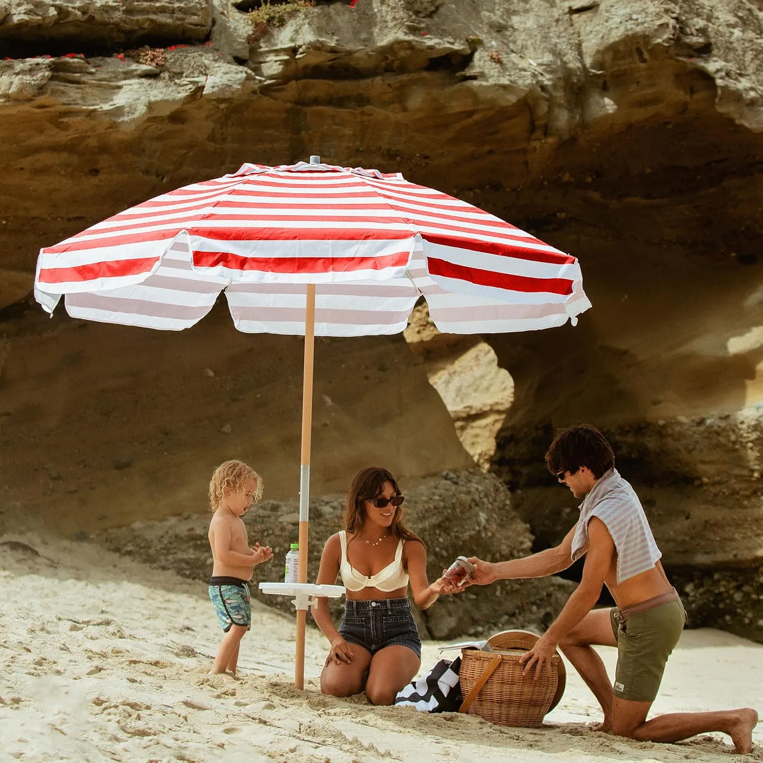 AMMSUN 7.5ft Heavy Duty HIGH Wind Beach Umbrella Commercial Grade Patio Beach Umbrella with Air Vent Ash Wood Pole & Carry Bag UPF50  Protection Red White