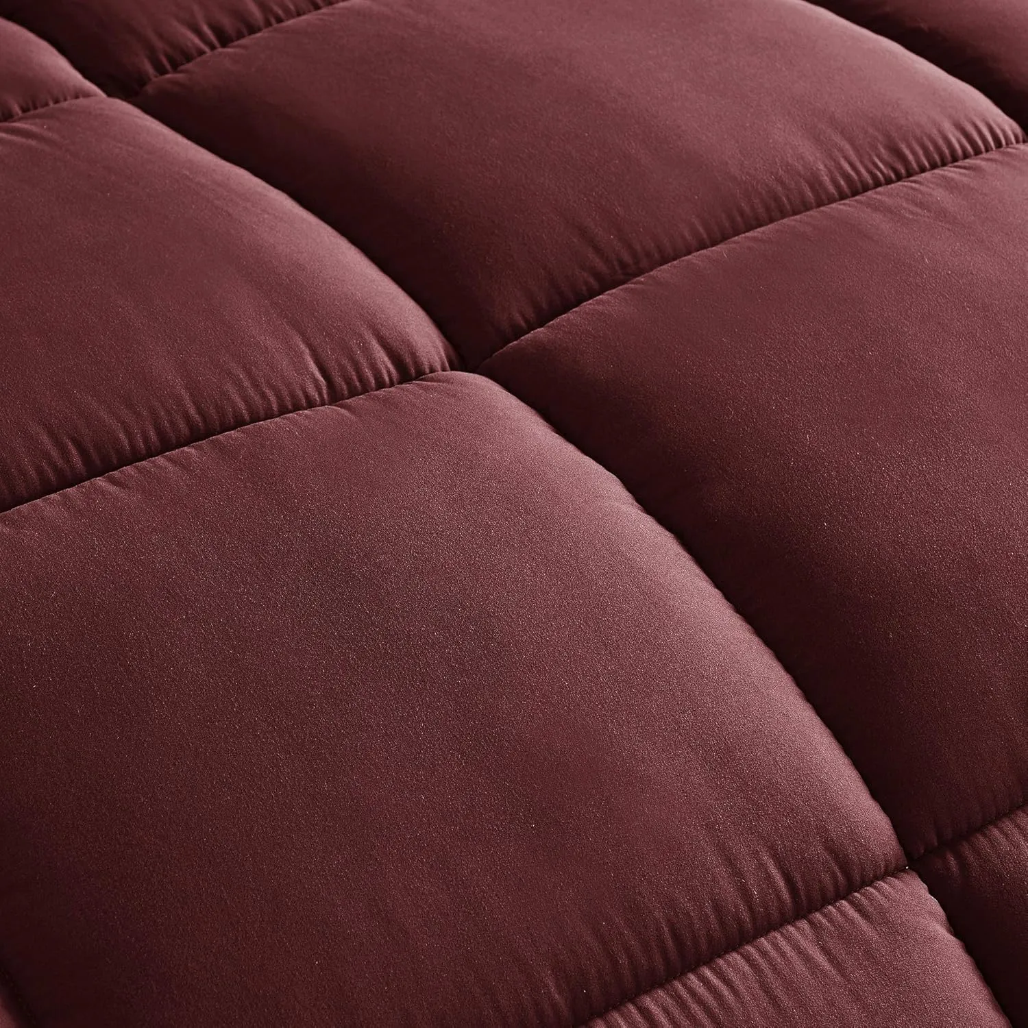 Chezmoi Collection 3-Piece Down Alternative Comforter Set - Lightweight All Seasons Luxurious Brushed Microfiber Comforter (Oversized King, Burgundy)
