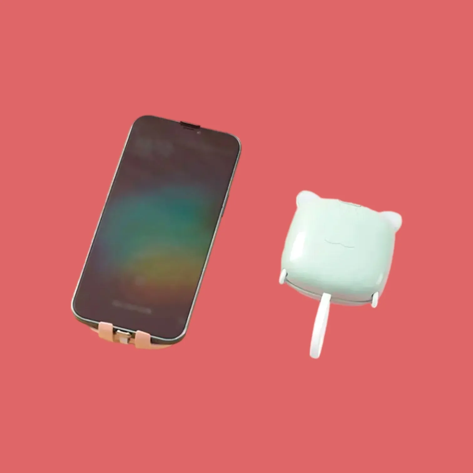 Chic Kitty Power: The Purrrfect 3-in-1 Portable Charger, Mirror & LED Light!