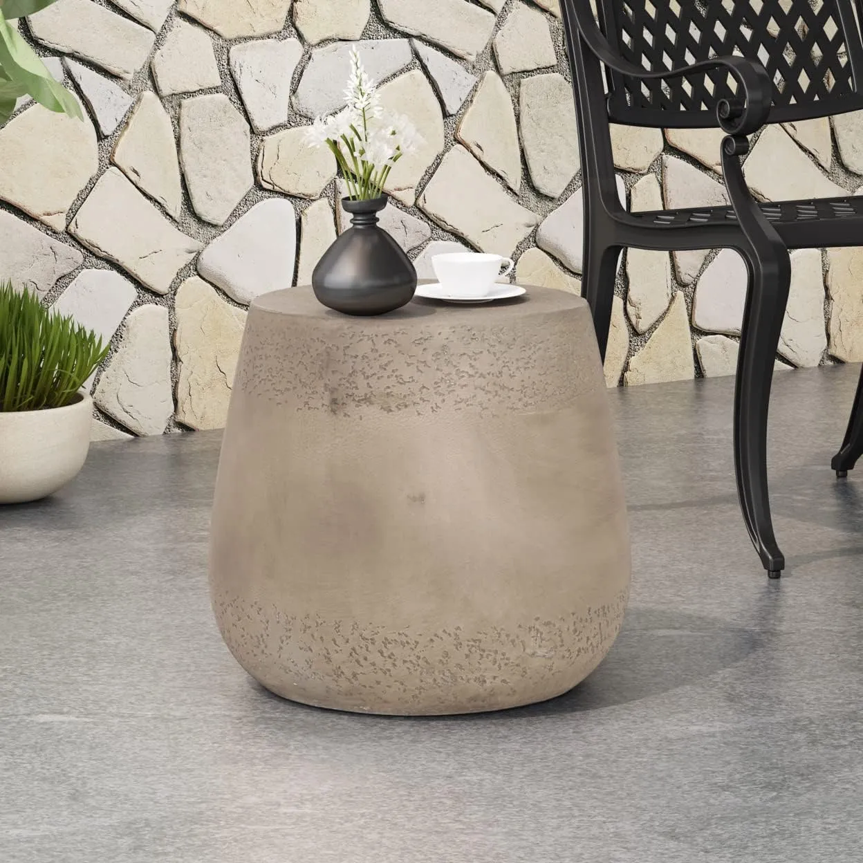 Christopher Knight Home Phoebe Outdoor Contemporary Lightweight Concrete Accent Side Table