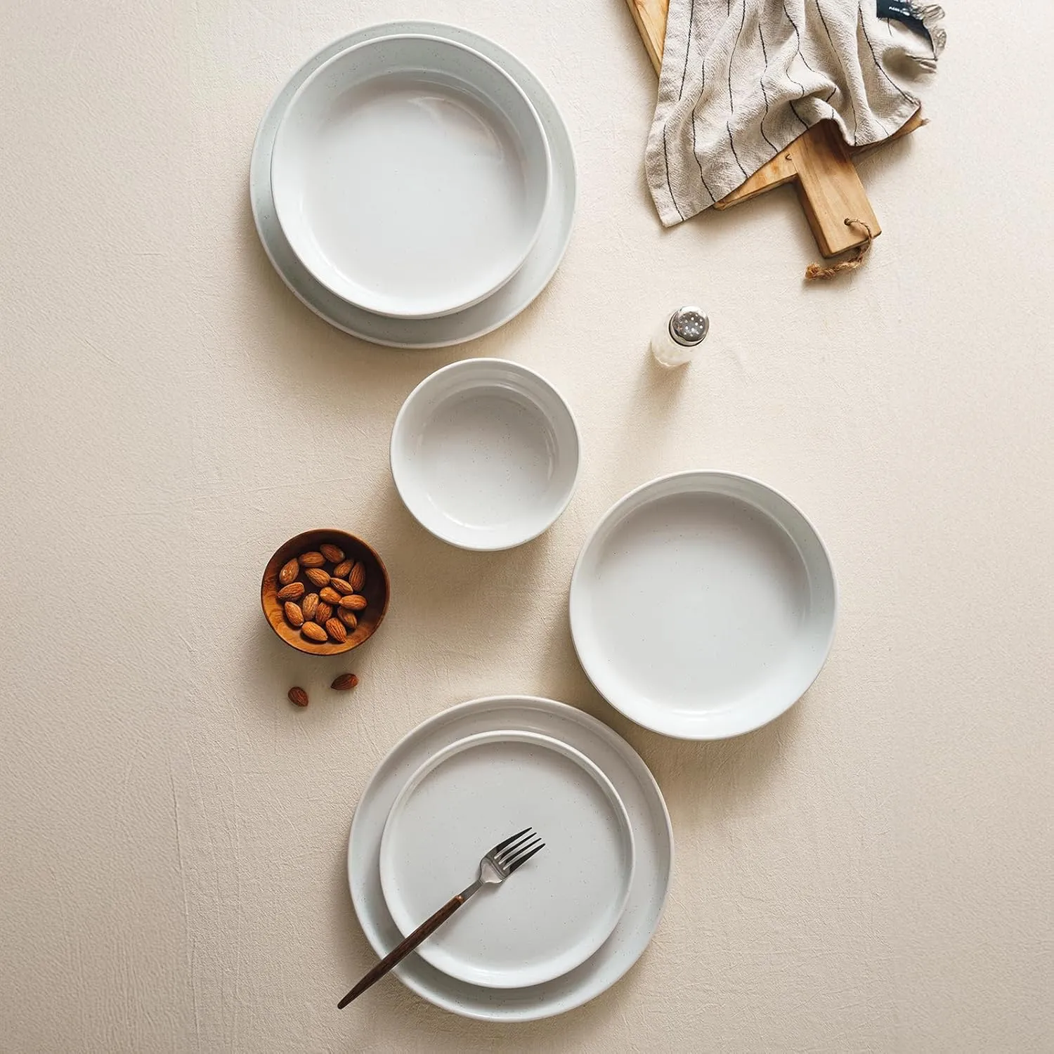 Famiware Milkyway Dinnerware Sets, 24 Piece Dish Set, Plates and Bowls Sets for 8, White