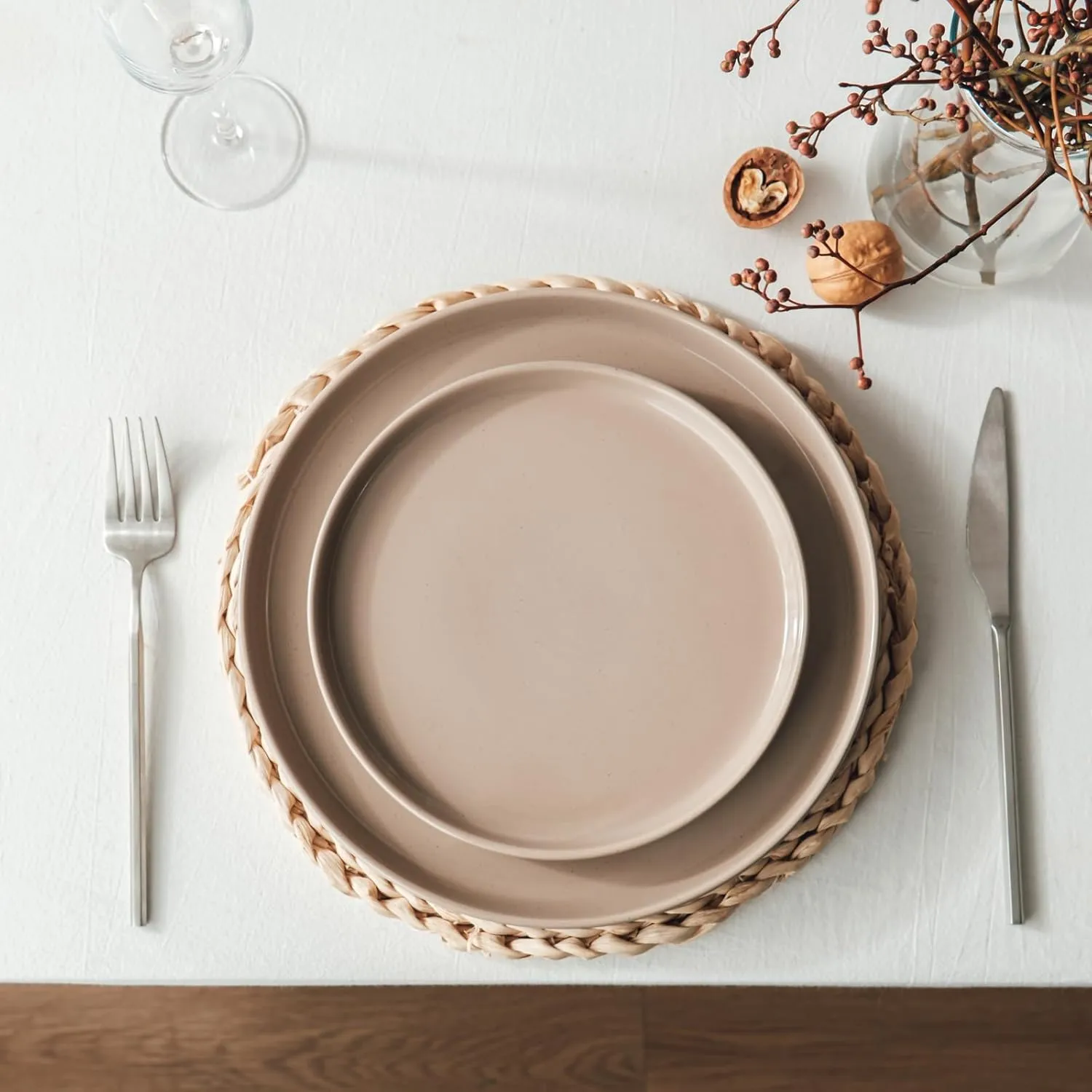 Famiware Milkyway Plates and Bowls Set, 12 Pieces Dinnerware Sets, Dishes Set for 4, Cinnamon Brown