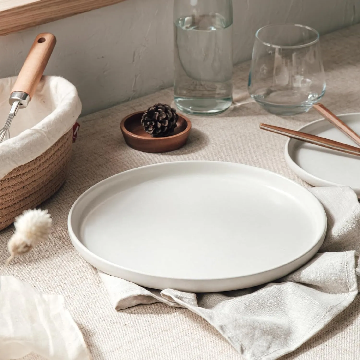 Famiware Milkyway Plates and Bowls Sets, 12 Pieces Dinnerware Sets, Reactive Glaze Dish Set, Stoneware Dishes Set for 4, Matte White