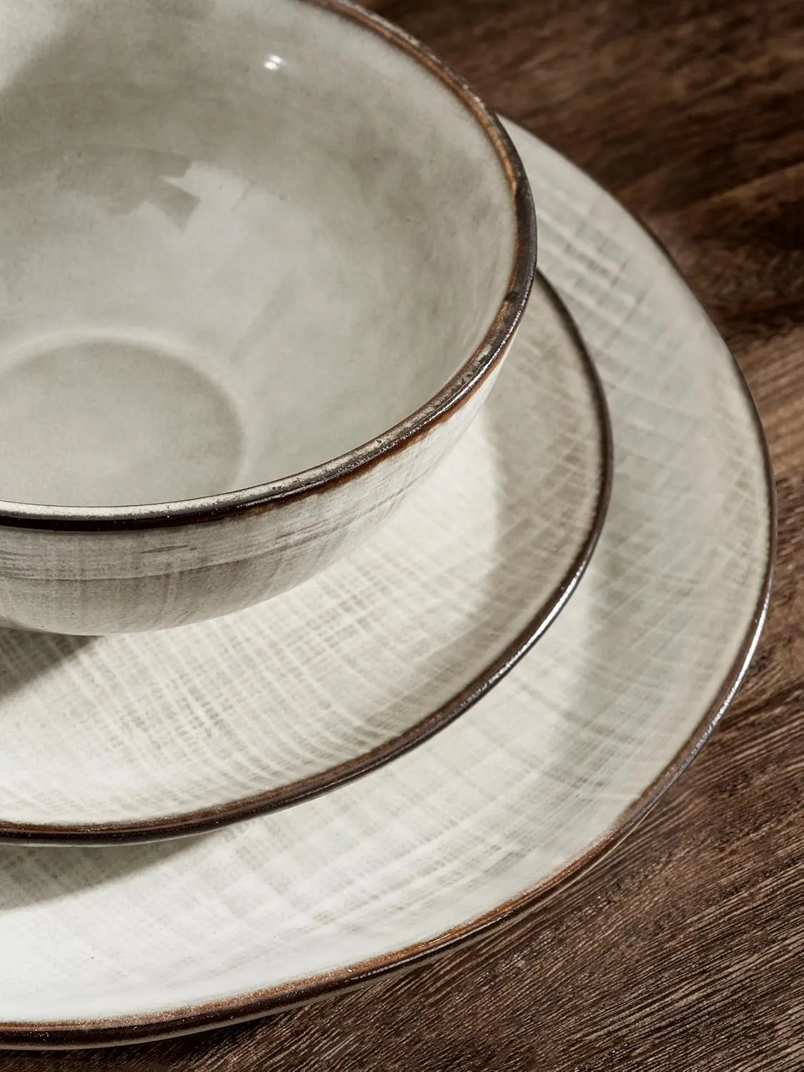 Famiware Moonlight Plates and Bowls Sets, 12 Pieces Stoneware Dinnerware Sets with Linen Finish, Handmade Dishware Set for 4, Microwave and Dishwasher Safe, Chip and Scratch Resistant, Summer Sand