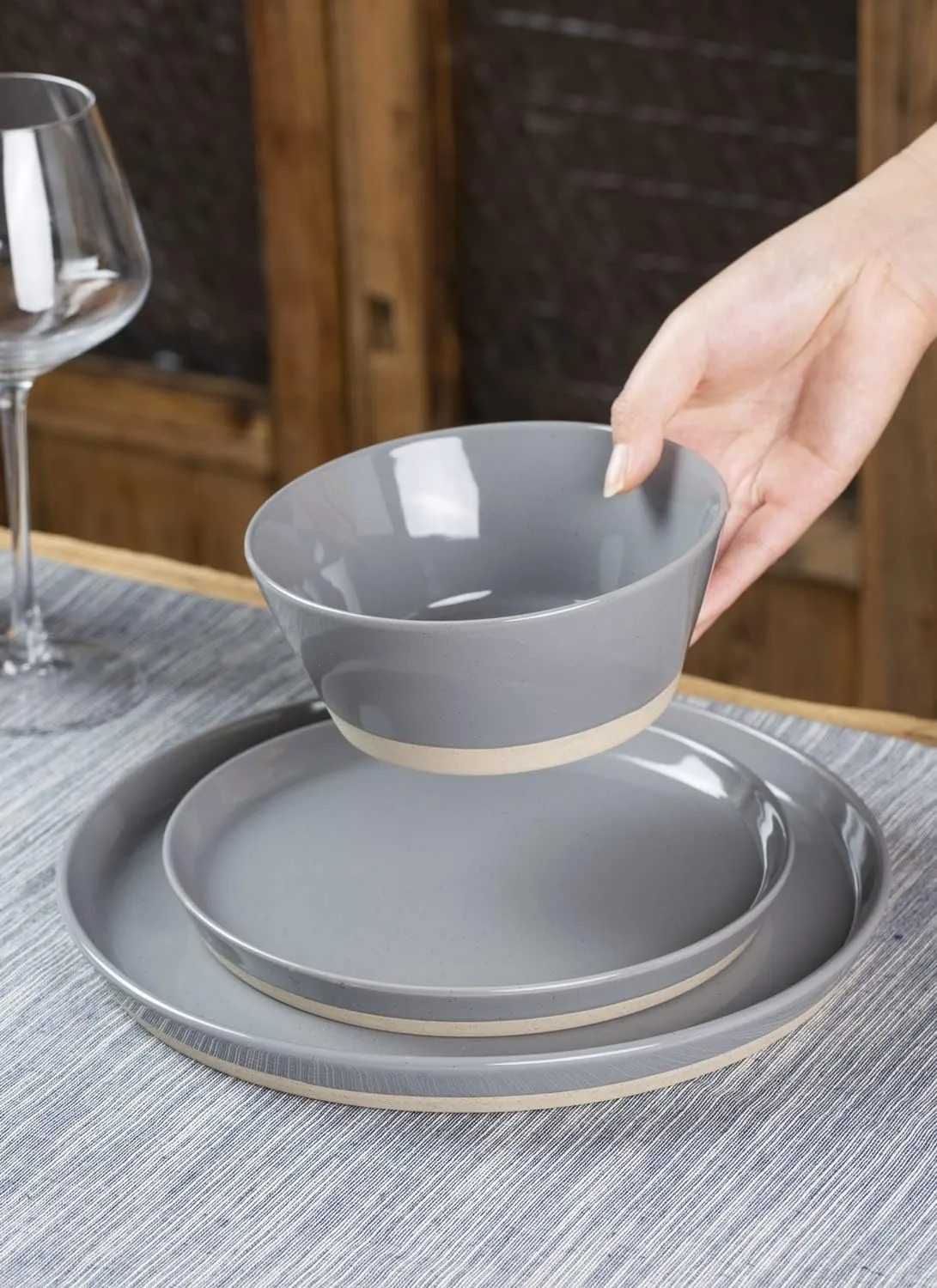 Famiware Saturn Dinnerware Sets, 12 Pieces Dish Set, Plates and Bowls Sets for 4, Dark Gray