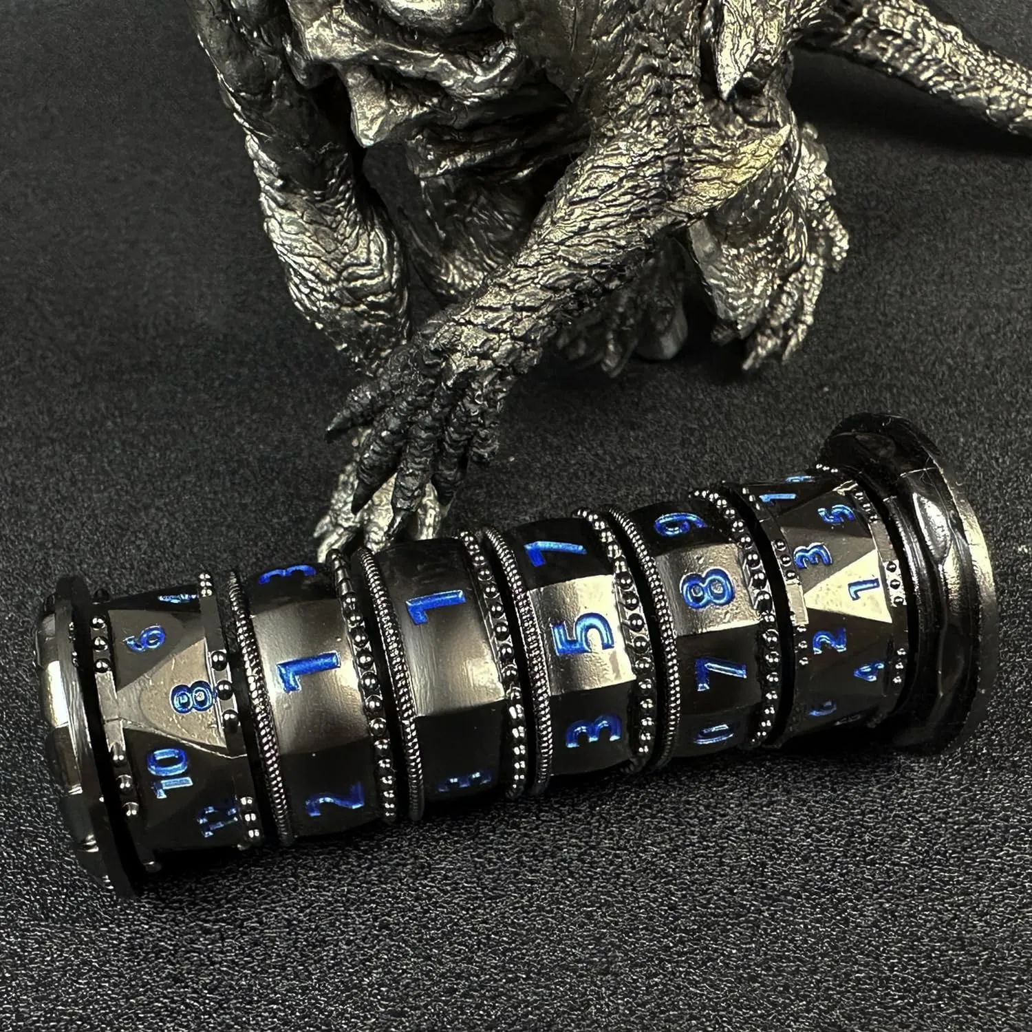 HAOMEJA Pagoda 7 in 1 DND Set, Metal Roulette with Dragon Eye Bag, RPG Gaming Dice - Black & Blue