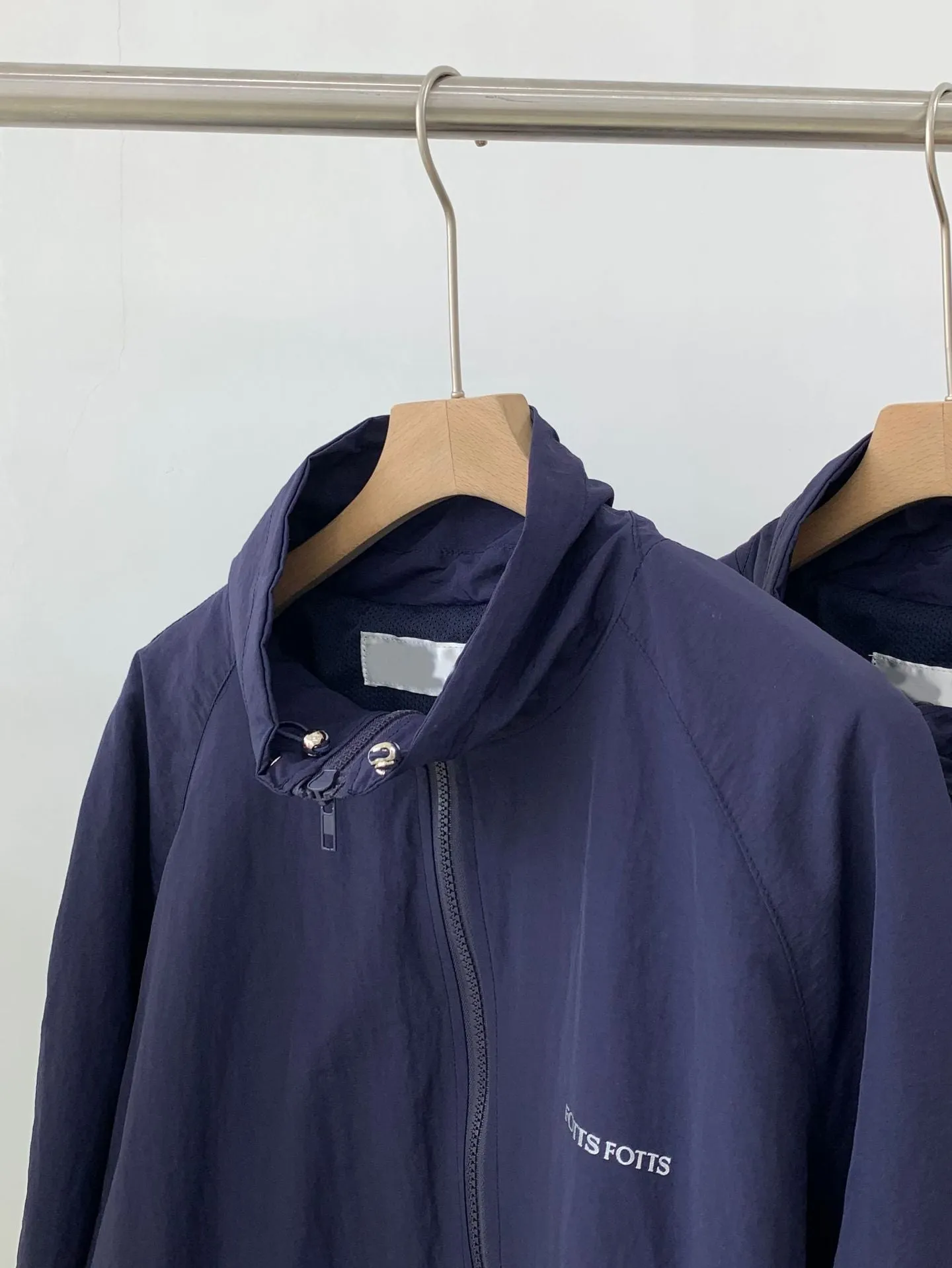 Lightweight jacket