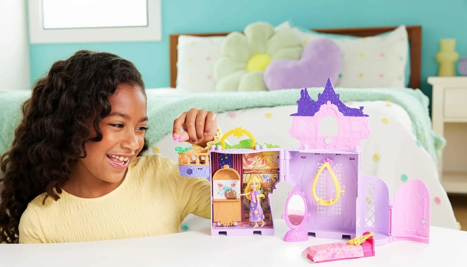 Mattel Disney Princess Toys, Rapunzel Storytime Stackers Doll House Tower with Rapunzel Small Doll, 1 Pascal Figure & 7 Accessories, Inspired by Movie