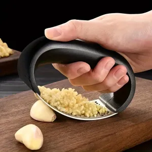 Multi-functional Portable Stainless Steel Garlic Press, Washable Garlic Crusher, Kitchen Gadgets