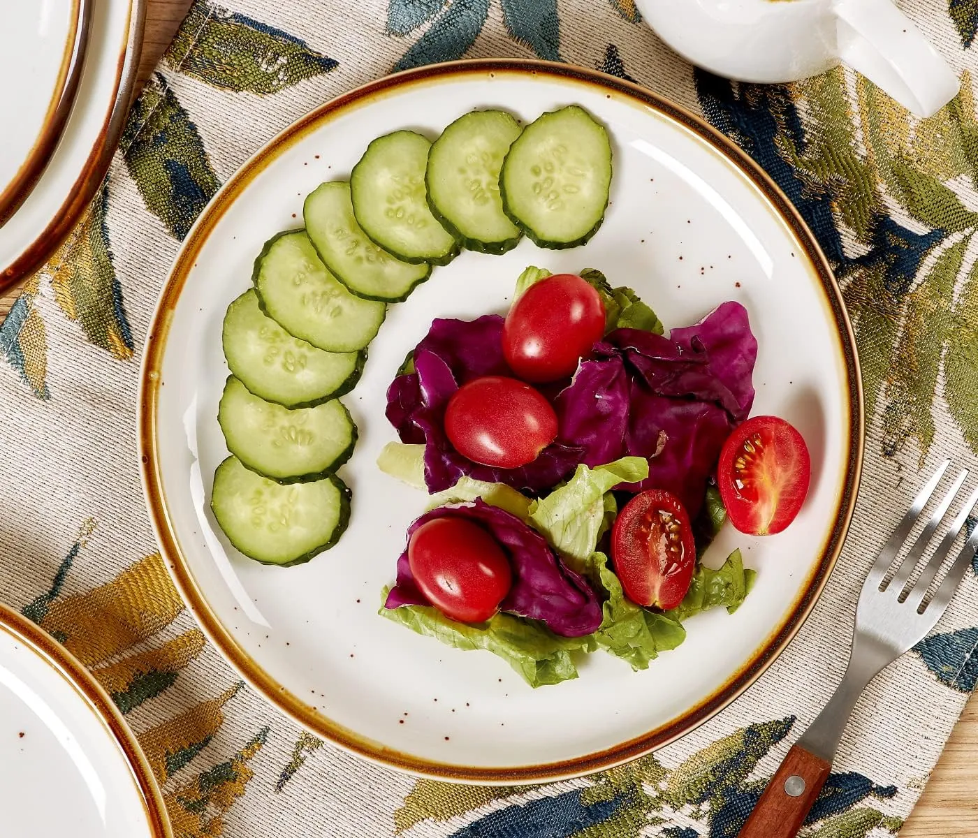 ONEMORE 10.5 Inch Ceramic Dinner Plate - Large Stoneware Dish Set of 6, Dessert Salad Plates, Microwave, Dishwasher and Oven Safe, Easy to Clean, Rustic and Speckled Style Dinnerware, Creamy White