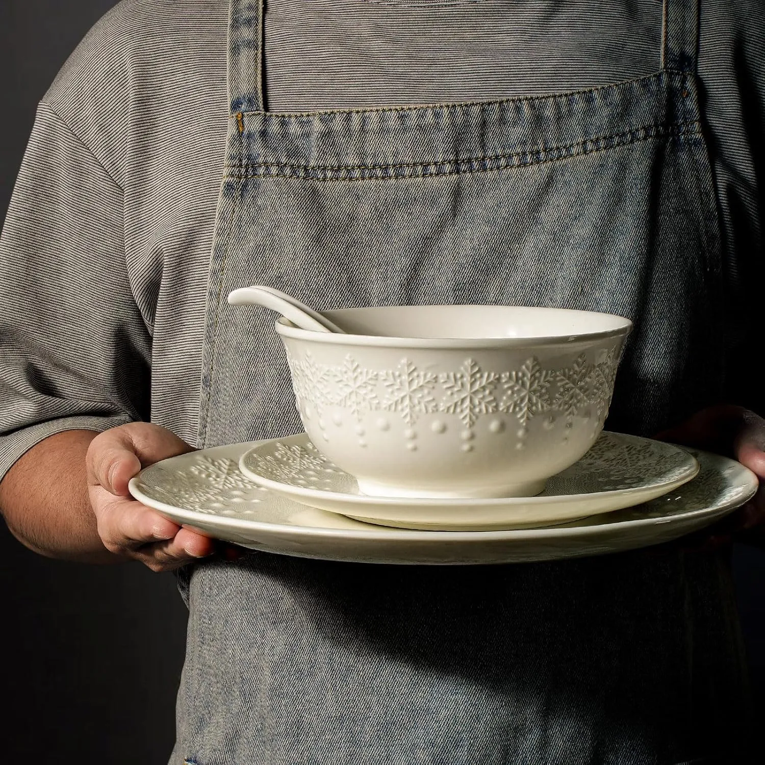 Plates and Bowls Sets - 16 Pieces Ceramic Dinnerware Sets for 4, Embossed White Dish Set Porcelain Kitchen Dishware Sets Dishwasher & Microwave Safe (Multiple Patterns)