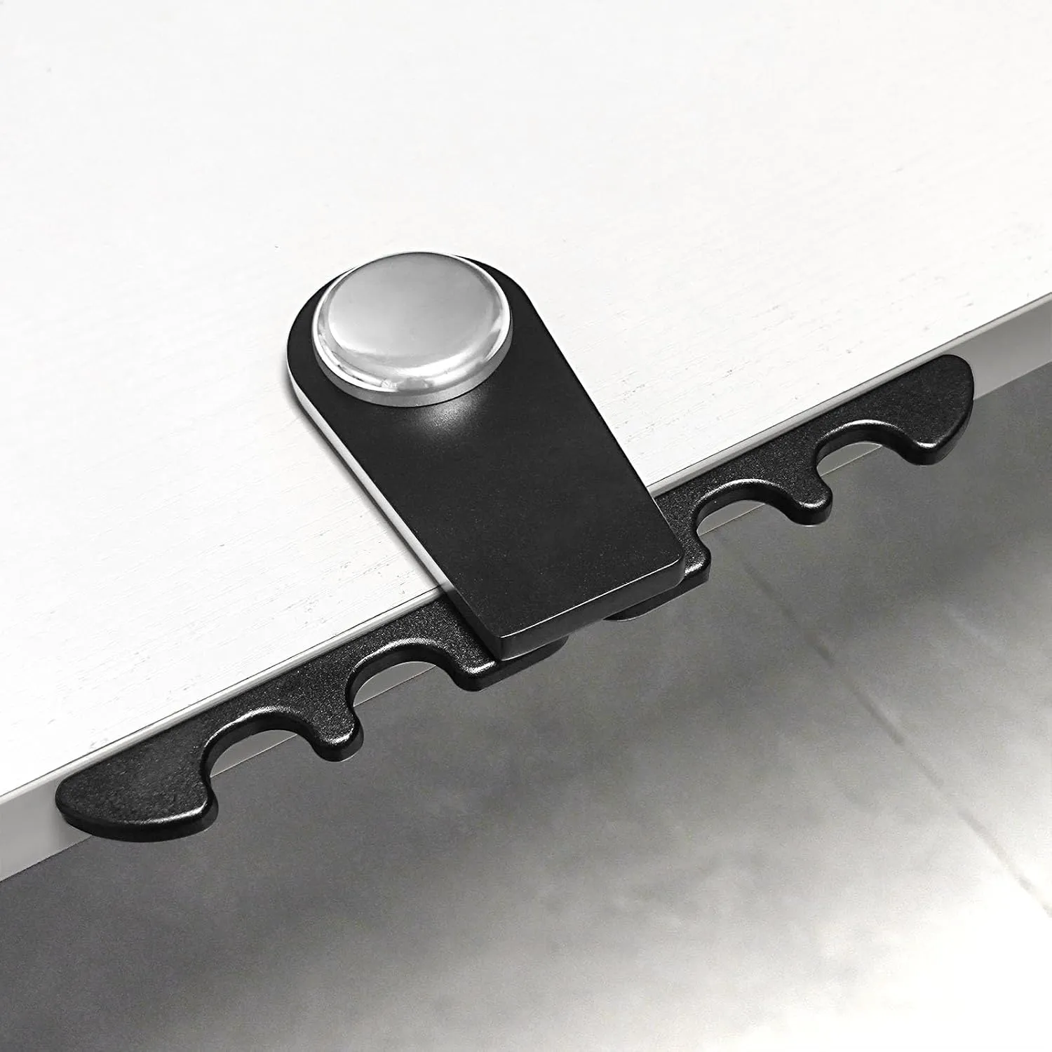 Portable Pool Stick Holder - Weighted 4-Cue Claw Holder for Billiard Table, Black