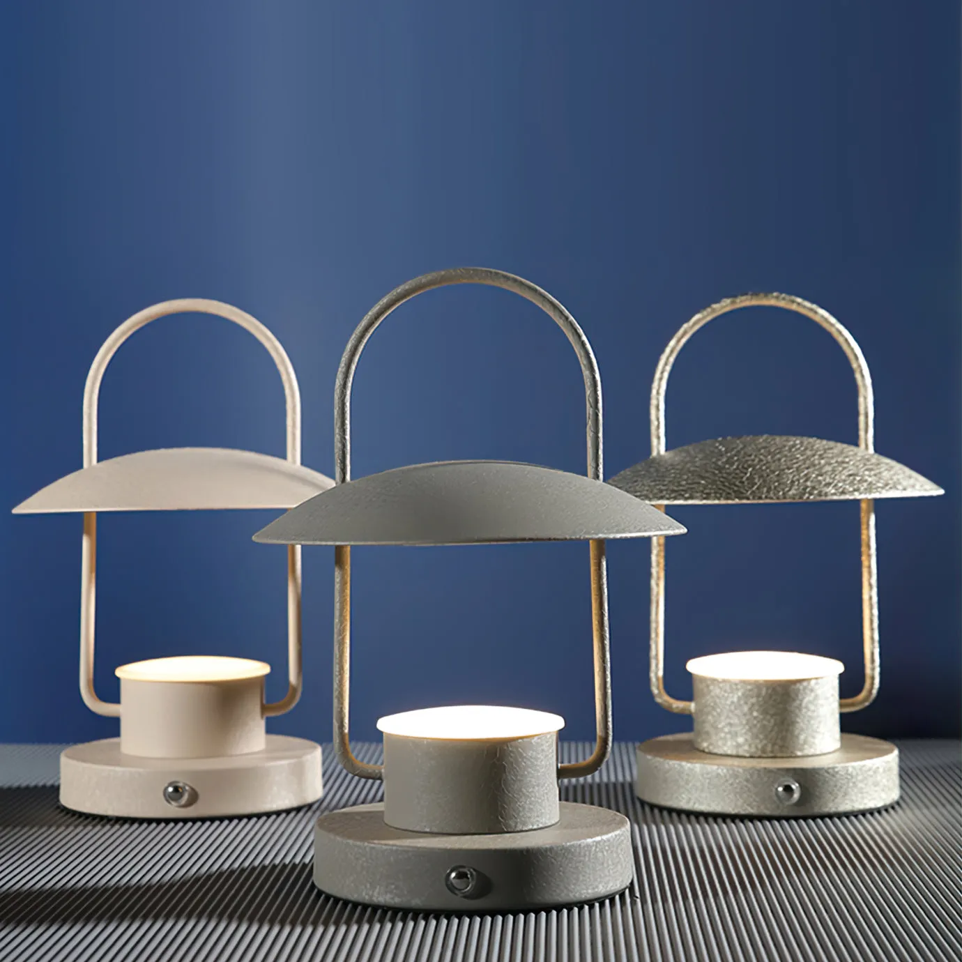 Ray Portable Built-in Battery Table Lamp