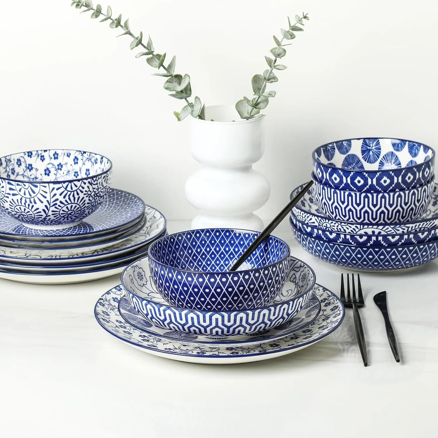 Selamica Ceramic 16-Pieces Dinnerware Set, Ceramic Dishes Set for 4, Kitchen Plates and Bowls Sets, Dinner Plates Set for Salad Dessert, Cereal Bowls, Soup Plate Pasta Bowl(Vintage Blue) B