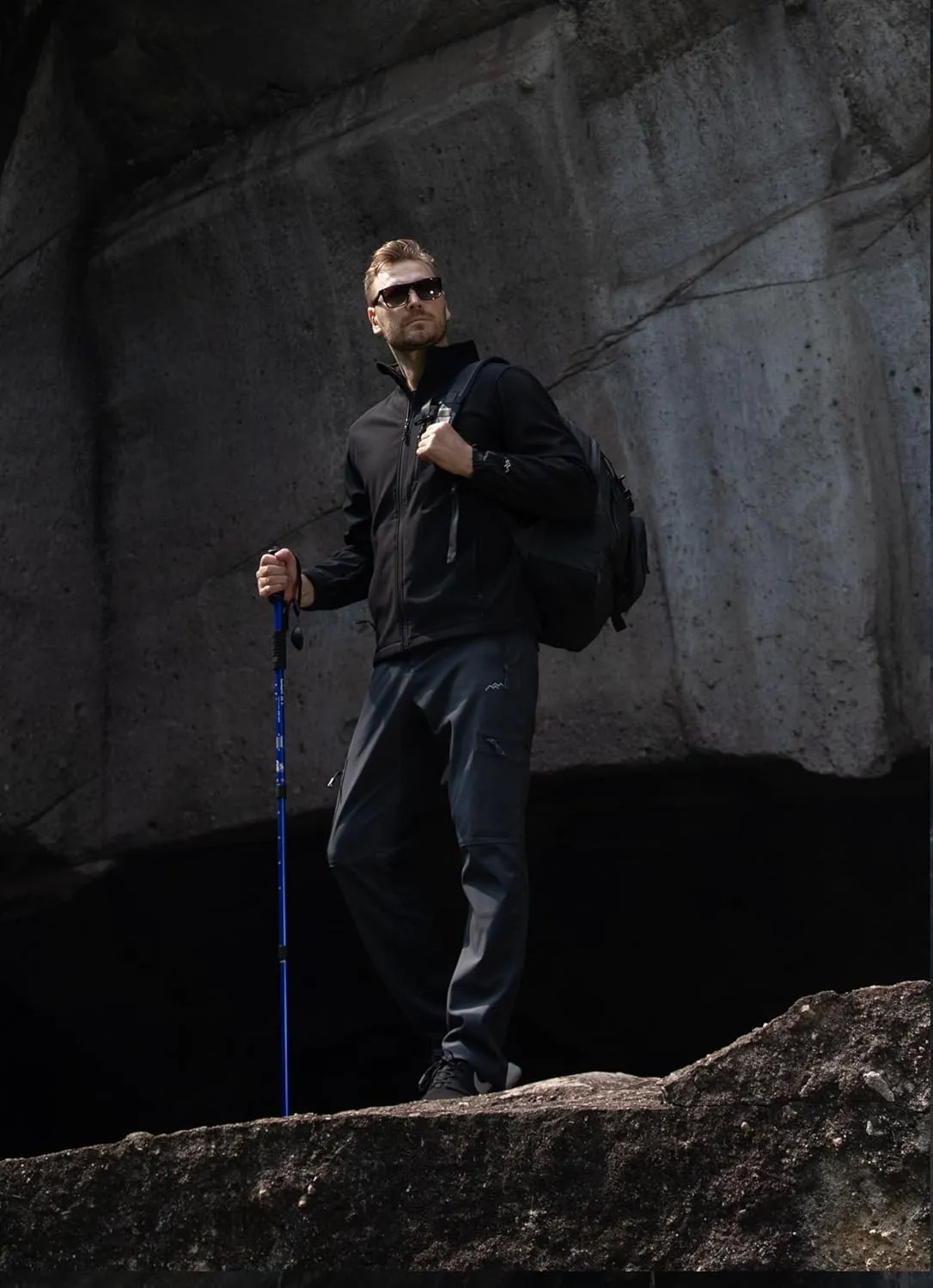 TRAILSIDE SUPPLY CO. Men's Softshell Jacket Fleece Lined Windbreaker,Lightweight Water Resistant Winter Coat
