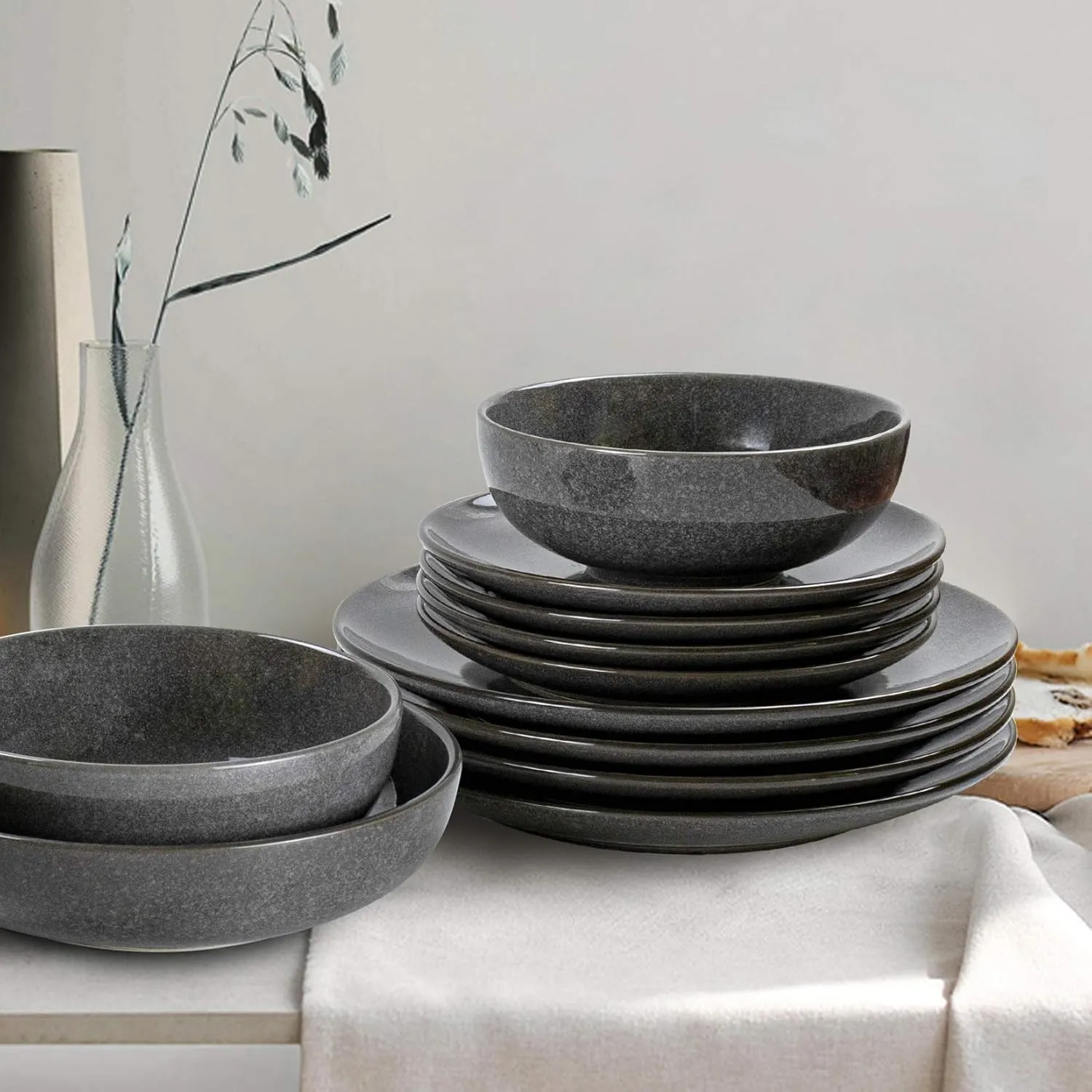 UNICASA Ceramic 10.25 Inch Dinner Plates Set, Porcelain Large Pasta Plate Set of 4, Reactive Glaze Serving Dishes for Steak, Salad, Pizza, Dishwasher & Microwave Safe (Grey)