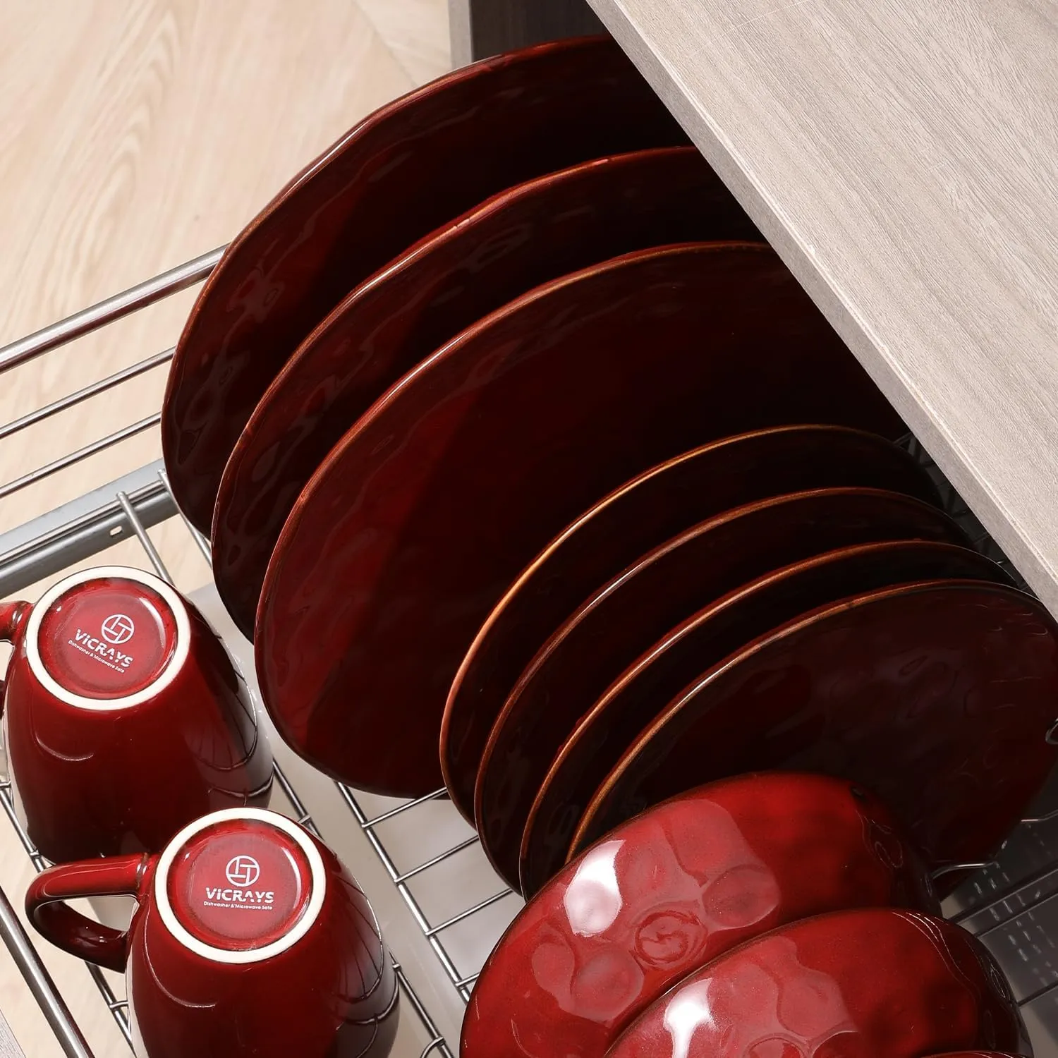 vicrays Ceramic Dinner Plates Set, 10.5 Inch, Set of 6, Round, Microwave, Oven, Dishwasher Safe, Porcelain Fluted Suitable for Steak, Pasta, Pizza, Home, Party, Restaurant (Cherry Red)