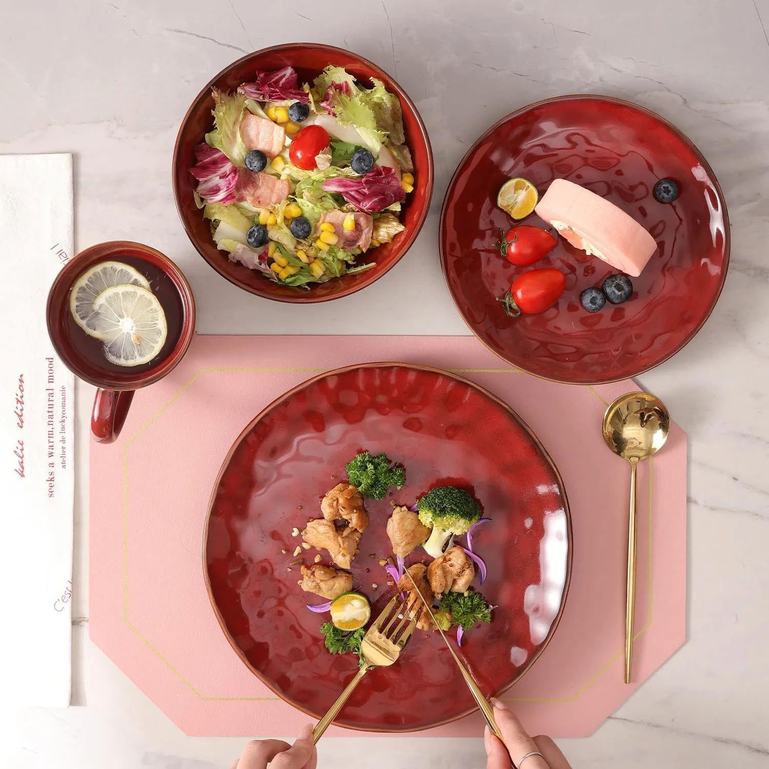 vicrays Ceramic Dinner Plates Set, 10.5 Inch, Set of 6, Round, Microwave, Oven, Dishwasher Safe, Porcelain Fluted Suitable for Steak, Pasta, Pizza, Home, Party, Restaurant (Cherry Red)