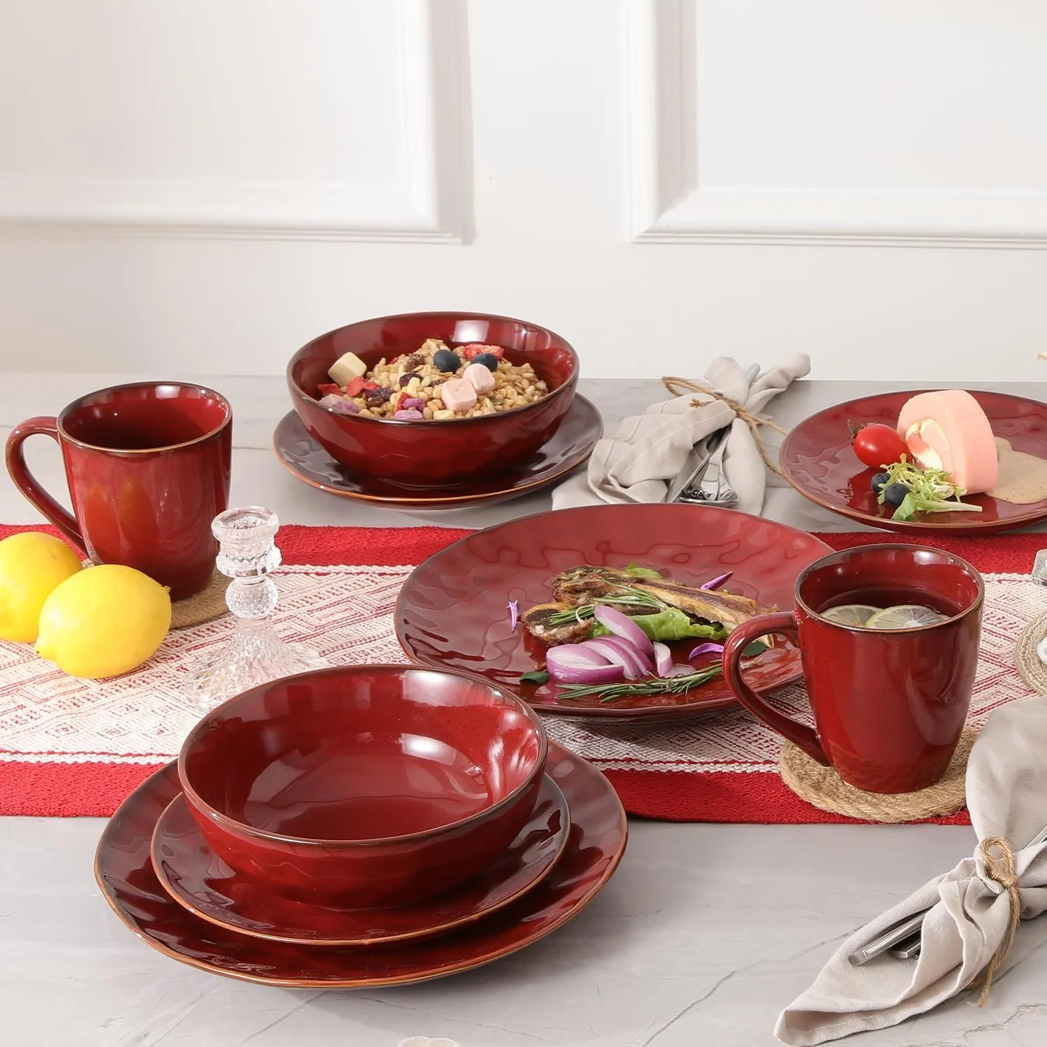 vicrays Ceramic Dinner Plates Set, 10.5 Inch, Set of 6, Round, Microwave, Oven, Dishwasher Safe, Porcelain Fluted Suitable for Steak, Pasta, Pizza, Home, Party, Restaurant (Cherry Red)