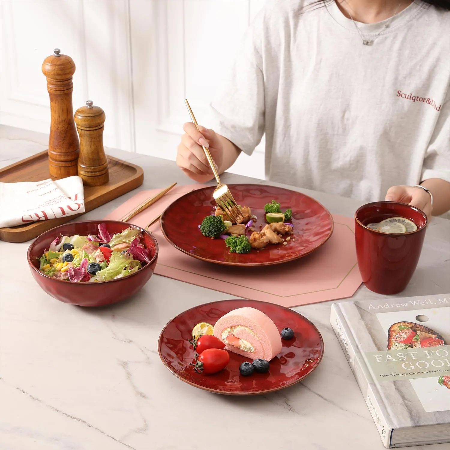 vicrays Ceramic Dinner Plates Set, 10.5 Inch, Set of 6, Round, Microwave, Oven, Dishwasher Safe, Porcelain Fluted Suitable for Steak, Pasta, Pizza, Home, Party, Restaurant (Cherry Red)