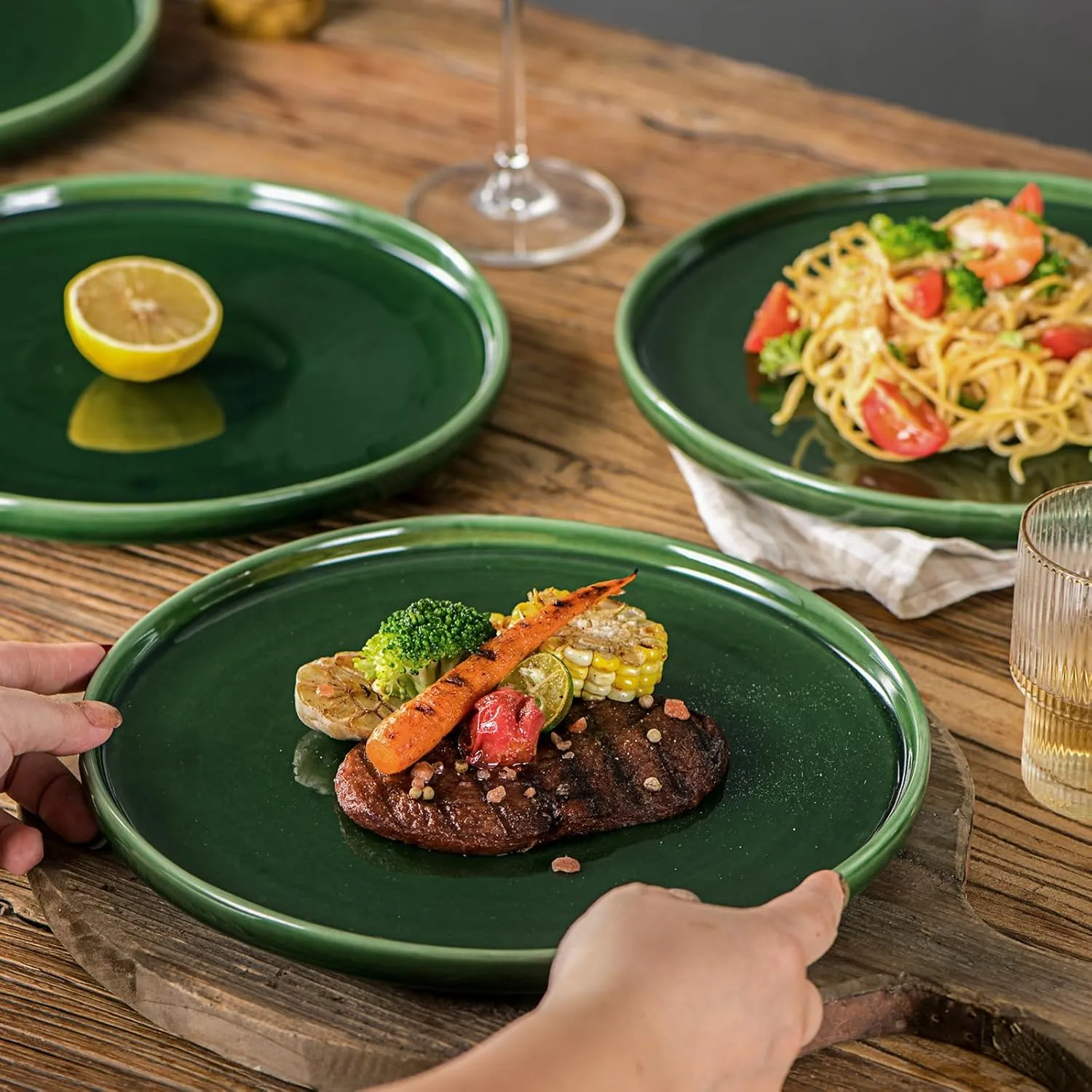 vicrays Ceramic Dinner Plates Set - Porcelain 10 Inch Flat Steak Pasta Pizza Plate Home Party Restaurant Plate Scratch Resistant Microwave Oven and Dishwasher Safe Set of 6 Green